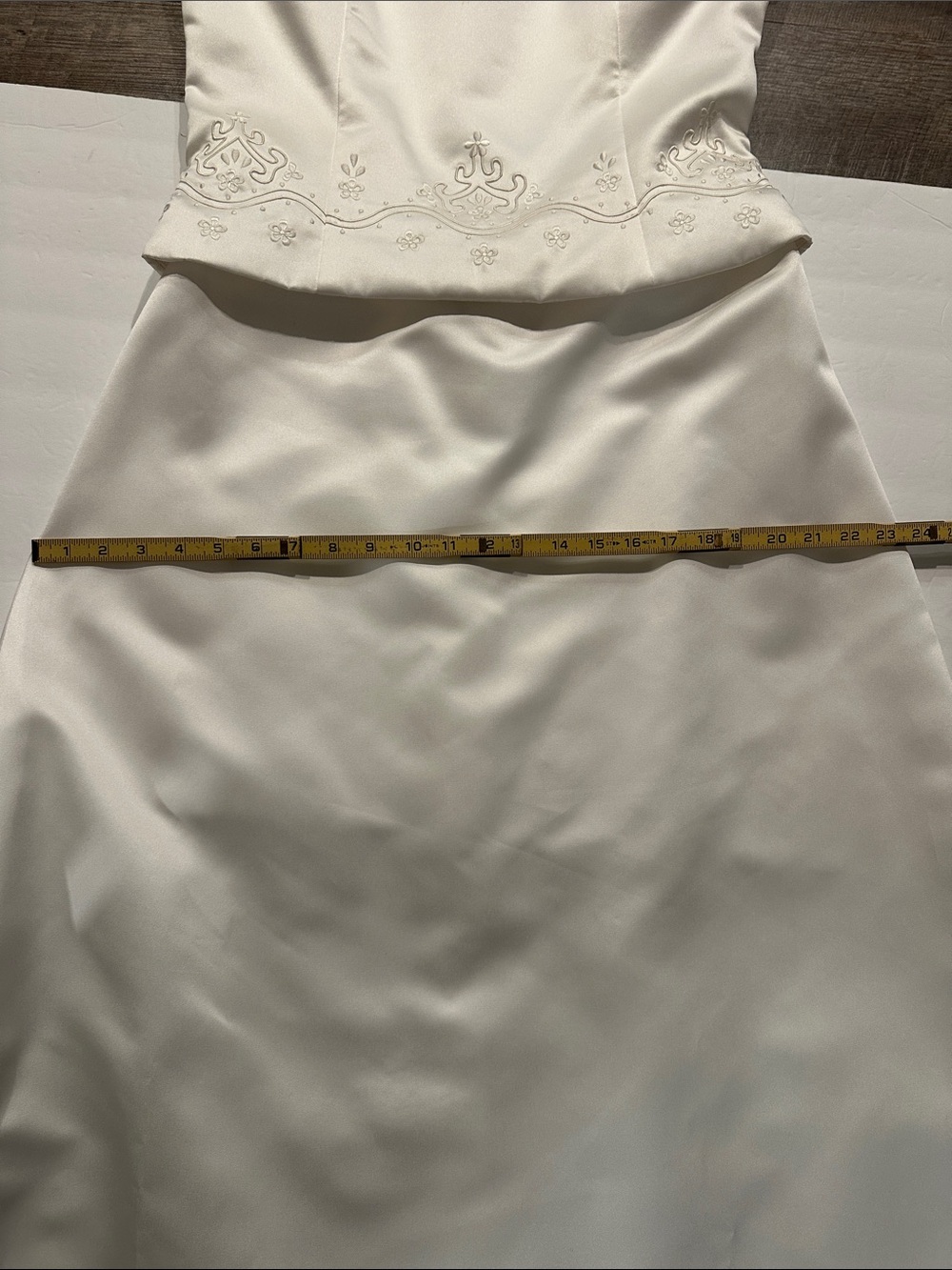 Jordan Limited White Satin Two-Piece short sleeve Bridal Gown Size 14 - Picture 9 of 10